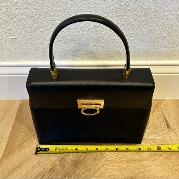 Vintage Ferragamo black calf skin Gancini top handle bag - Picture 12 of 15